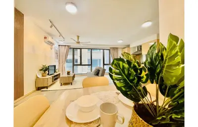 a living room with a dining table and a living room at #125 Bintang Fairlane KLCC - Lot 10 - Pavilion - Fahrenheit for 1-5px in Kuala Lumpur