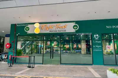 a store front of a light fast food restaurant at Trion KL High floor Corner Unit Free Parking Near TRX KL Centre and MRT in Kuala Lumpur