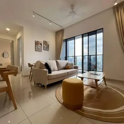 3R3B KLCity CentreView (Balcony) - 8 pax