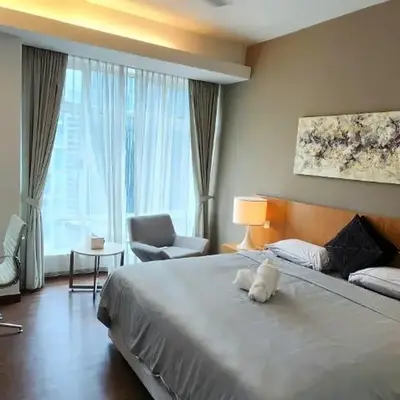 163 SUPER KING BED STUDIO near Petronas Twin Tower KLCC KL Convention Center by Zen Glo