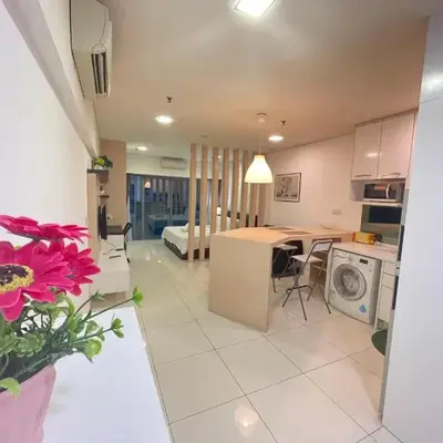 Mercu summer suites By Premium Charter