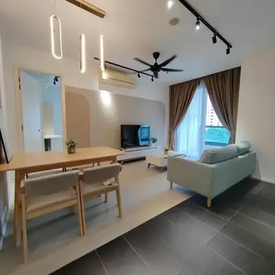 Arcoris Mont Kiara 2# Sunway 163# 2-Bedroom with balcony 2-4Pax