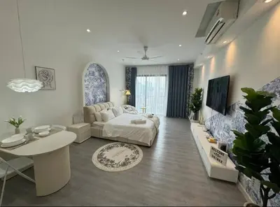 Gallery image of Pretty Room with balcony klcc view in Chamber in Kuala Lumpur