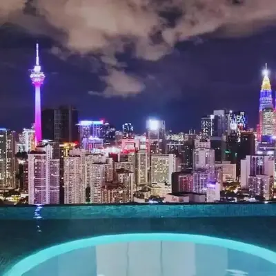 Studio with Amazing KLCC View & Infinity Pool at Lalaport Bukit Bintang