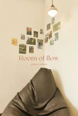 a room with a room of how sign on the wall at Spacious 4BR condo near KLCC - Travel with MRT in Kuala Lumpur