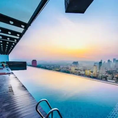 Regalia Skypool KLCC Dorms By Tasrifa