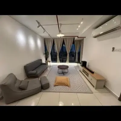 Matt suite home