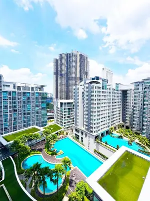 an aerial view of a city with tall buildings at KL V Residence I with Balcony I 吉隆坡双威伟乐城民宿-附有阳台 I Walking distance to MRT & Mall & Nanjing Street I 马中英服务 I Malay English Chinese in Kuala Lumpur