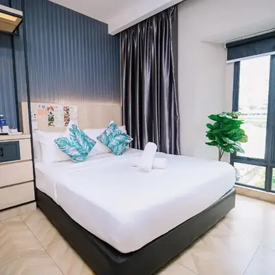 Swing & Pillows - TAR UMT Setapak