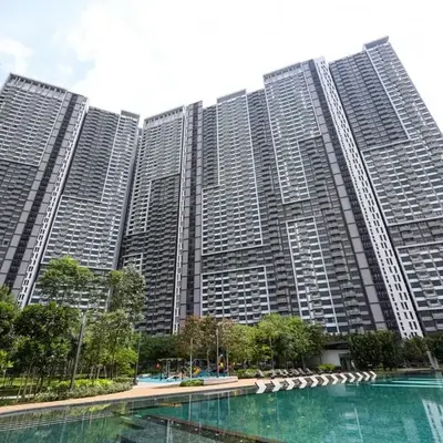 Stylish M Vertica 3 Bedroom Walk to MRT Velocity Mall