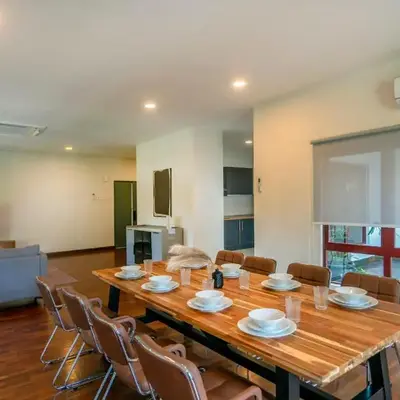 Embassy Villa by COBNB