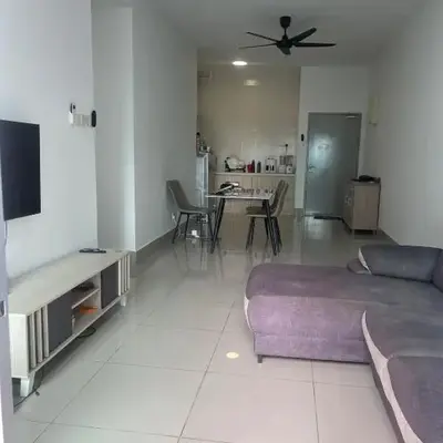 Warm & Spacious 2BR Apartment