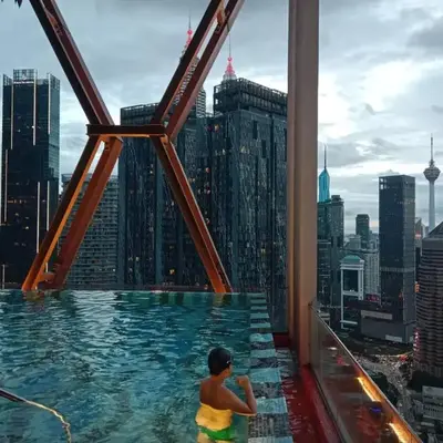 Scarletz Suites Klcc Twin tower by Lucky