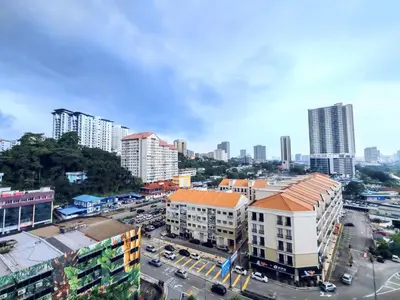 an aerial view of a city with buildings and cars at Vivo Soho - 2 Bedrooms, Mid Valley, Bangsar South, Campus Rangers in Kuala Lumpur