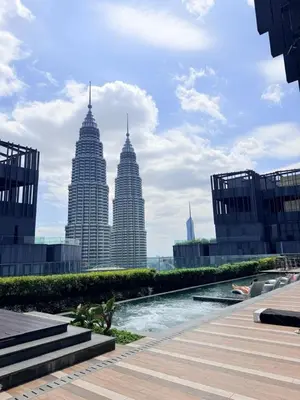 a view of the kuala lumpur city skyline at Star Residence klcc by Aqua in Kuala Lumpur