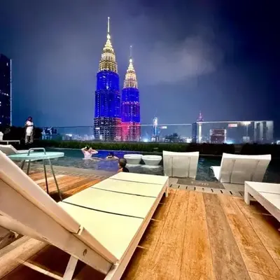 Star Residence klcc by Aqua