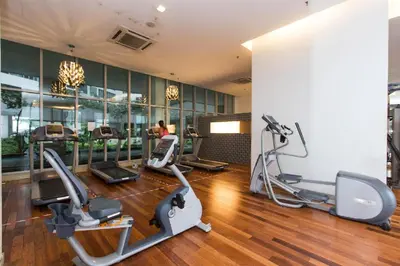 Gallery image of KLCC Inifinity Pool - The Regalia Residences & Suites by KL minsu in Kuala Lumpur