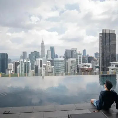 Ceylonz Suites KLCC Rooftop Infinity Pool KL Tower View