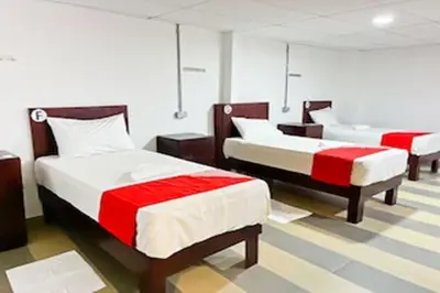 Gallery image of Super OYO 90572 J Hotel Masjid India in Kuala Lumpur