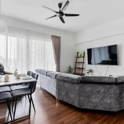 Una serviced Apartment