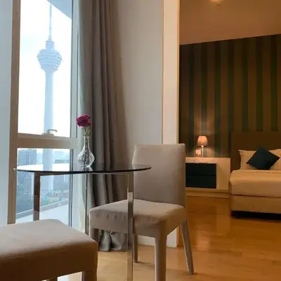 Platinum Suites by Homie SkyBay