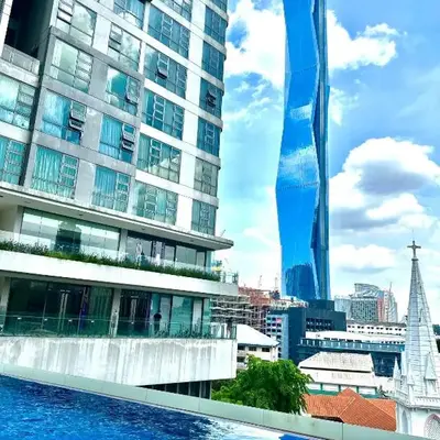 The Robertson 2B at Bukit Bintang with Netflix