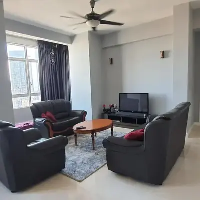 Homestay Jalan Tun Razak walking distance IJN