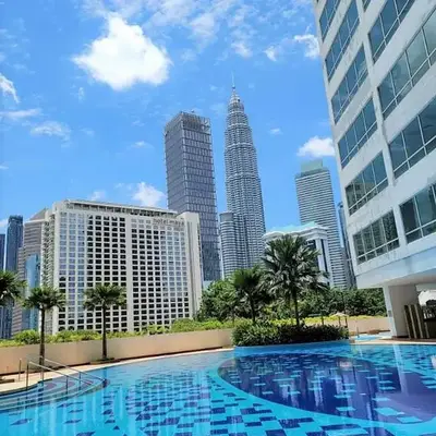 Crest Residence Klcc by Sarah's Lodge
