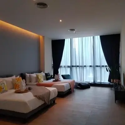 Bangsar Trade Center Studio 4pax I HomeBrickz